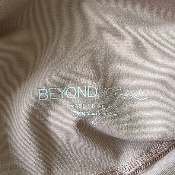 Beyond Yoga Alloy Ombré High Waisted Midi Leggings Brazen - Picture 5 of 7